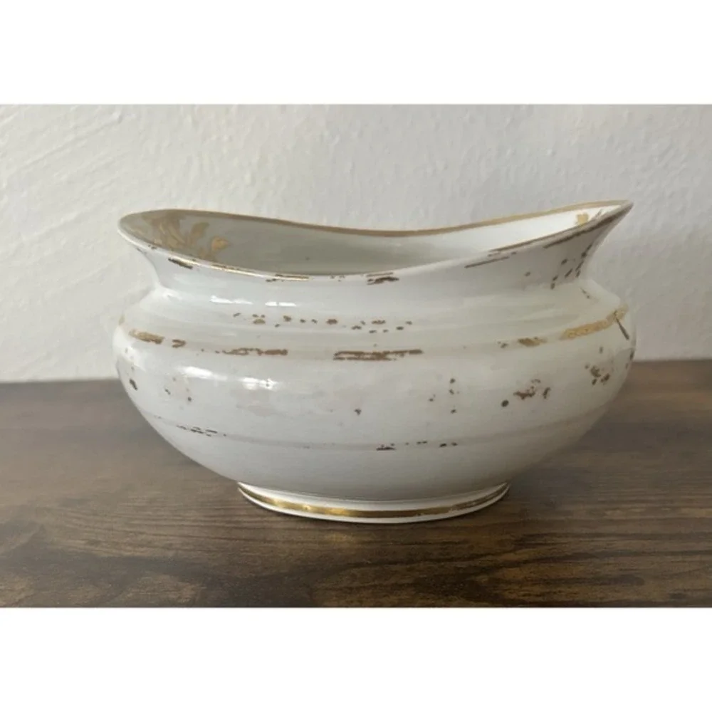 Royal Crown Derby Porcelain Sugar Bowl W/Lid White Gold Hand Painted‎